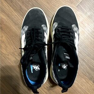 Vans Black and White Unisex Shoes